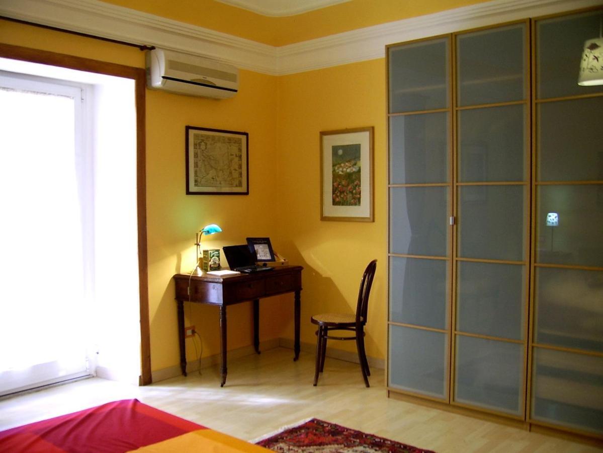 Casa Di Chiara Pieno Centro Storico Apartamento Catânia Exterior foto